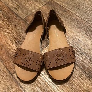 Women’s Sandals